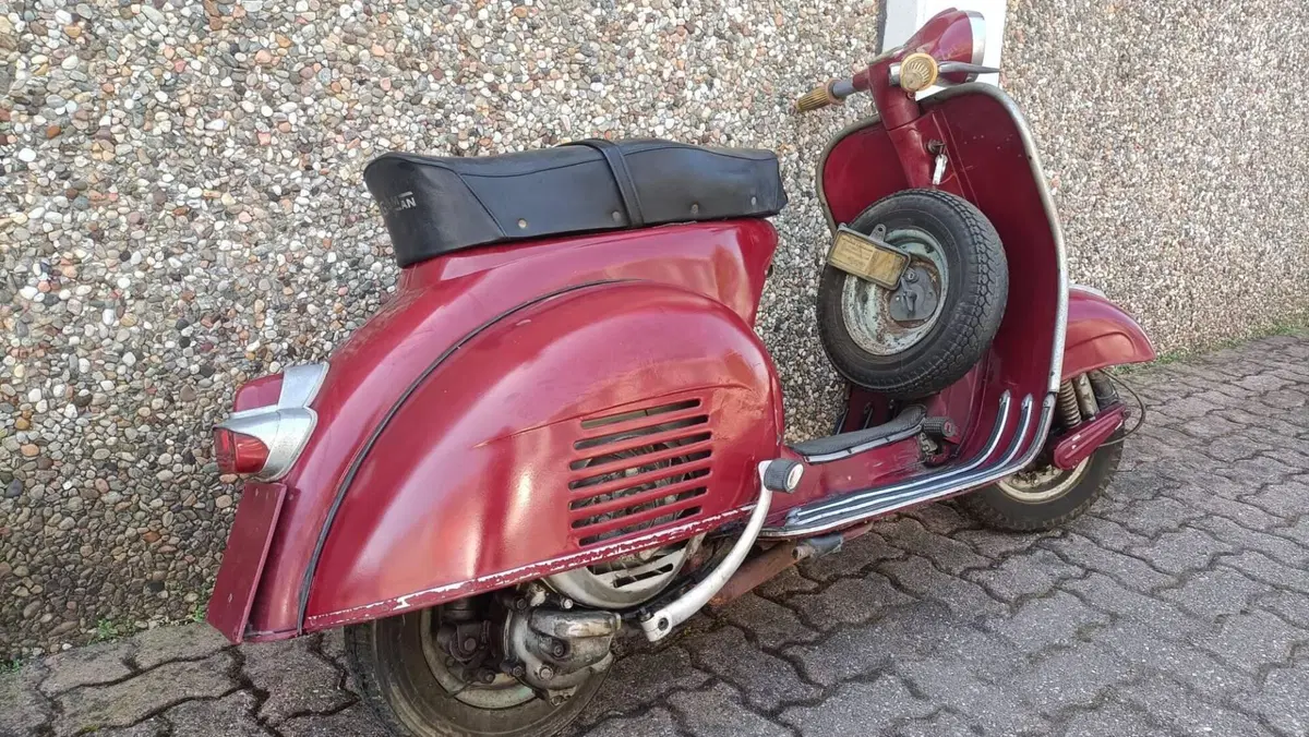 Piaggio Vespa VBB 150 (14)