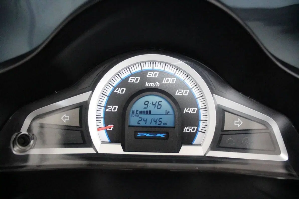 Honda PCX 150 (2014 - 17) (6)