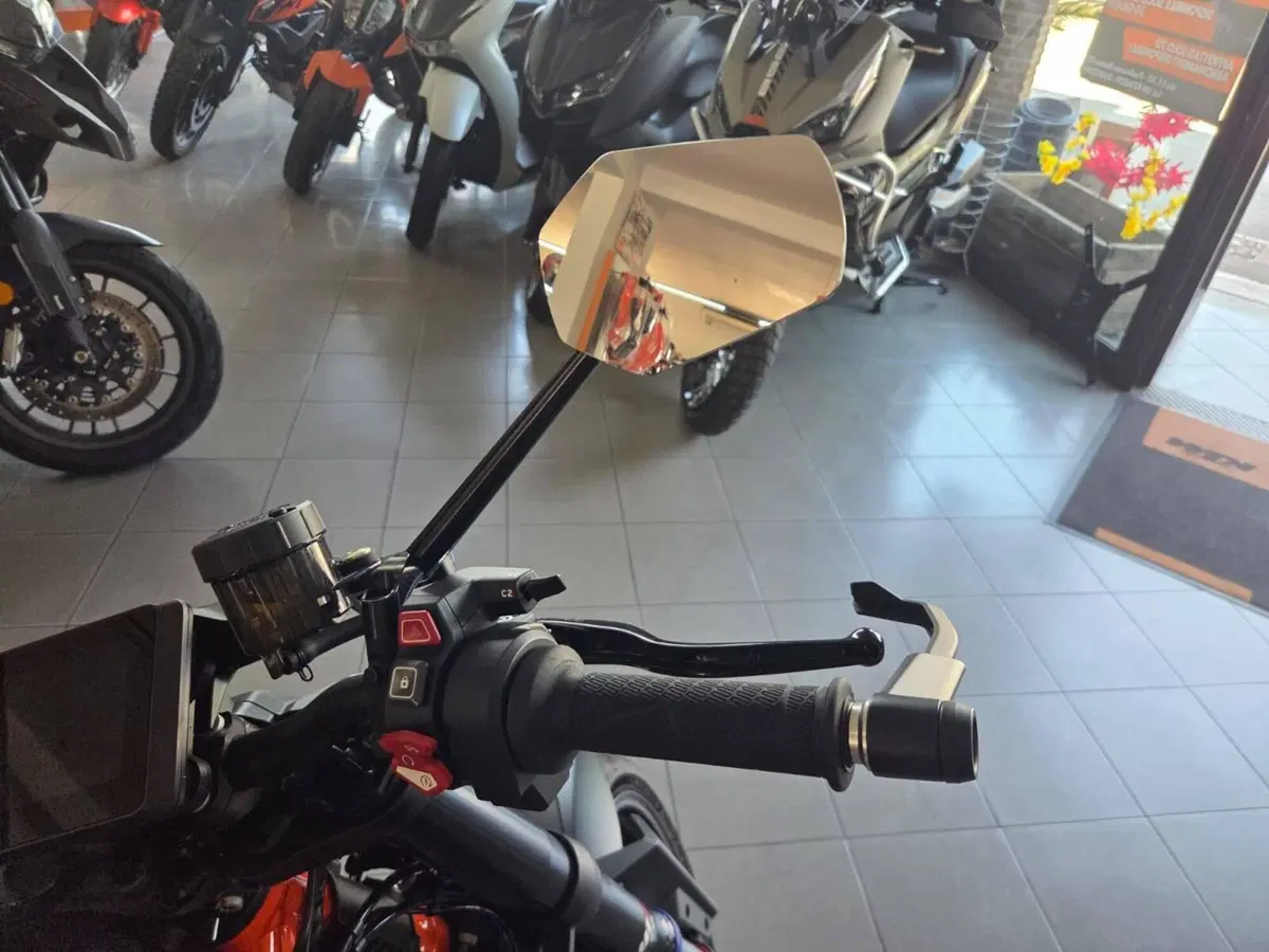 KTM 1390 Super Duke R EVO (2024 - 26) (10)