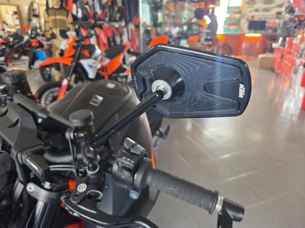 KTM 1390 Super Duke R EVO (2024 - 26) (13)