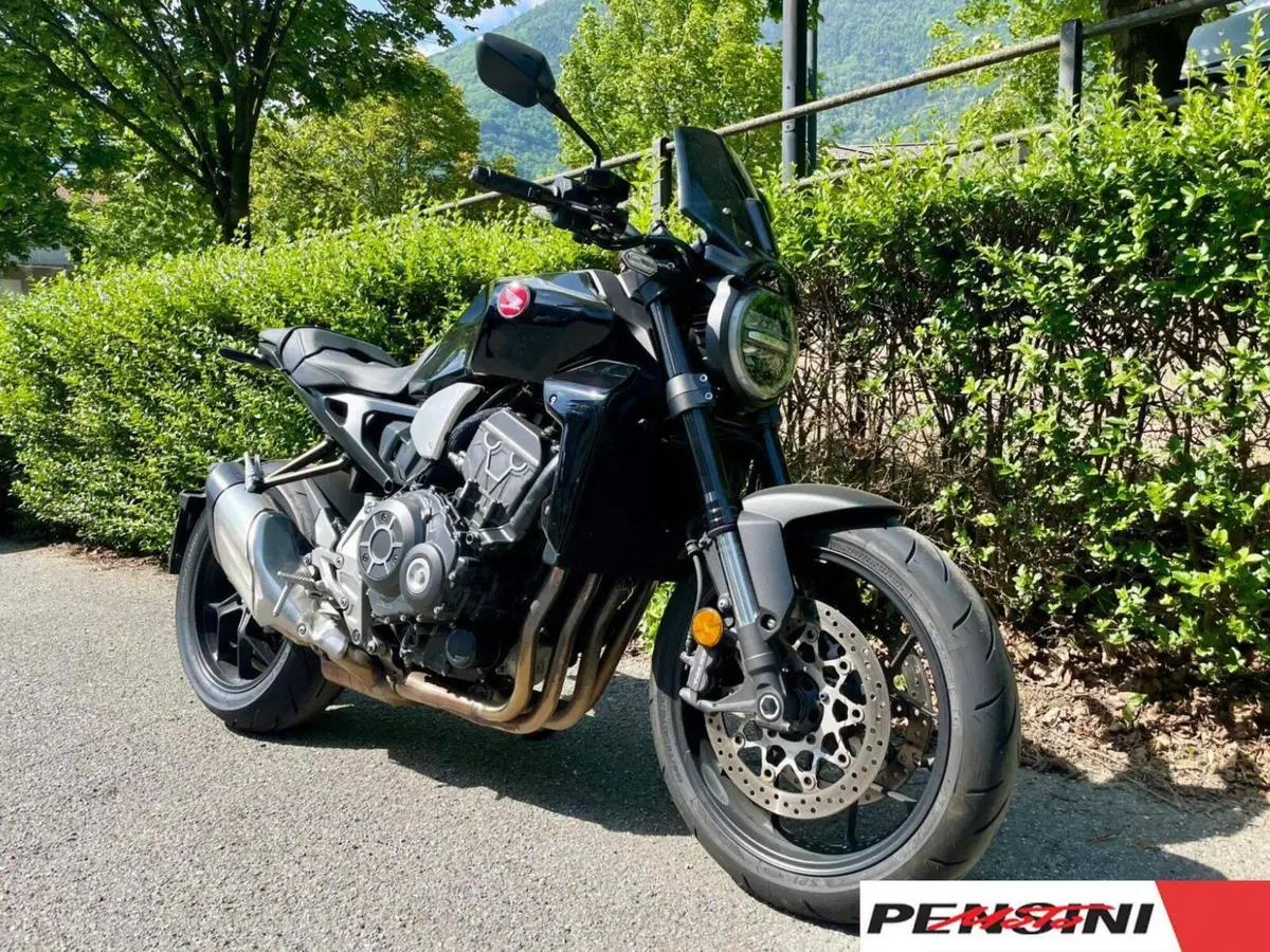 Honda CB 1000 R (2021 - 25) (2)