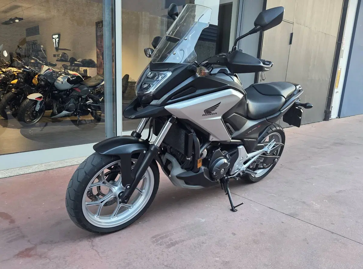 Honda NC 750 X ABS (2016 -17) (6)