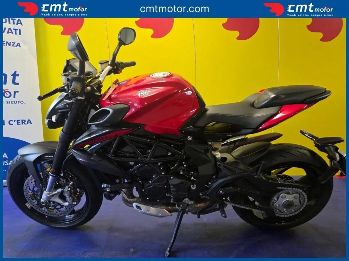 MV Agusta Brutale 800 Rosso (2021 - 23) (3)