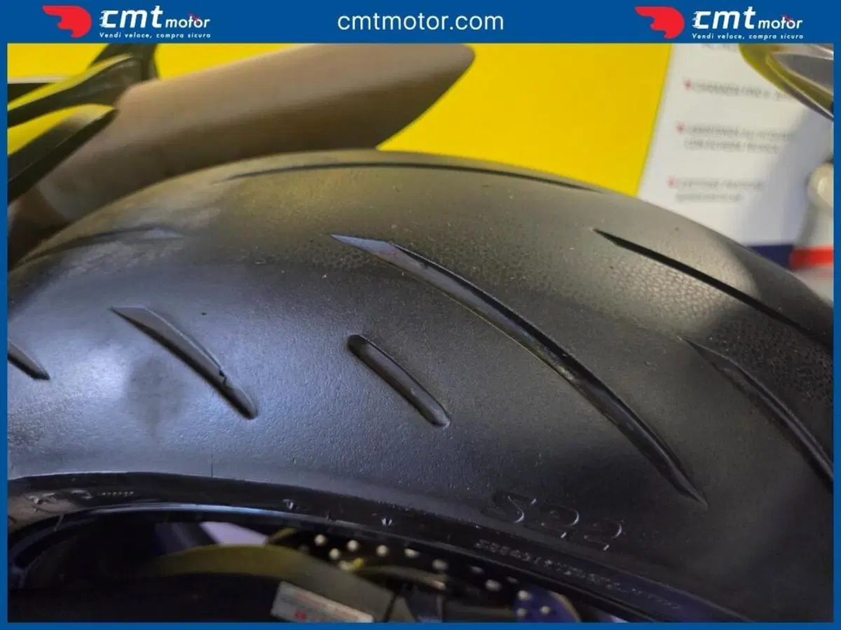 MV Agusta Brutale 800 Rosso (2021 - 23) (9)