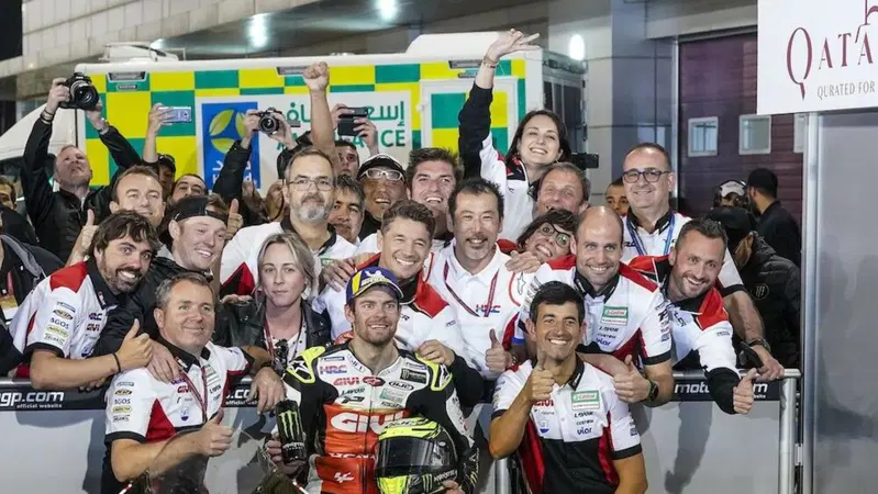 Cal Crutchlow, ex pilota della LCR, sostituir&agrave; Johann Zarco