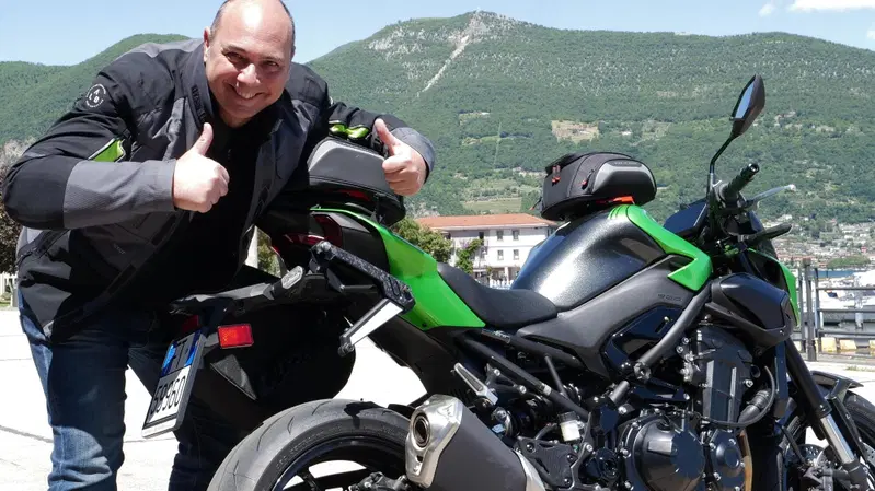 Recensito GIVI Stealth: il telaio retraibile perfetto per le moto naked [VIDEO]