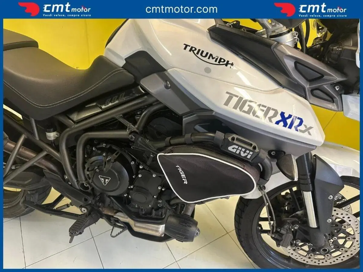 Triumph Tiger 800 XRx (2015 - 17) (12)