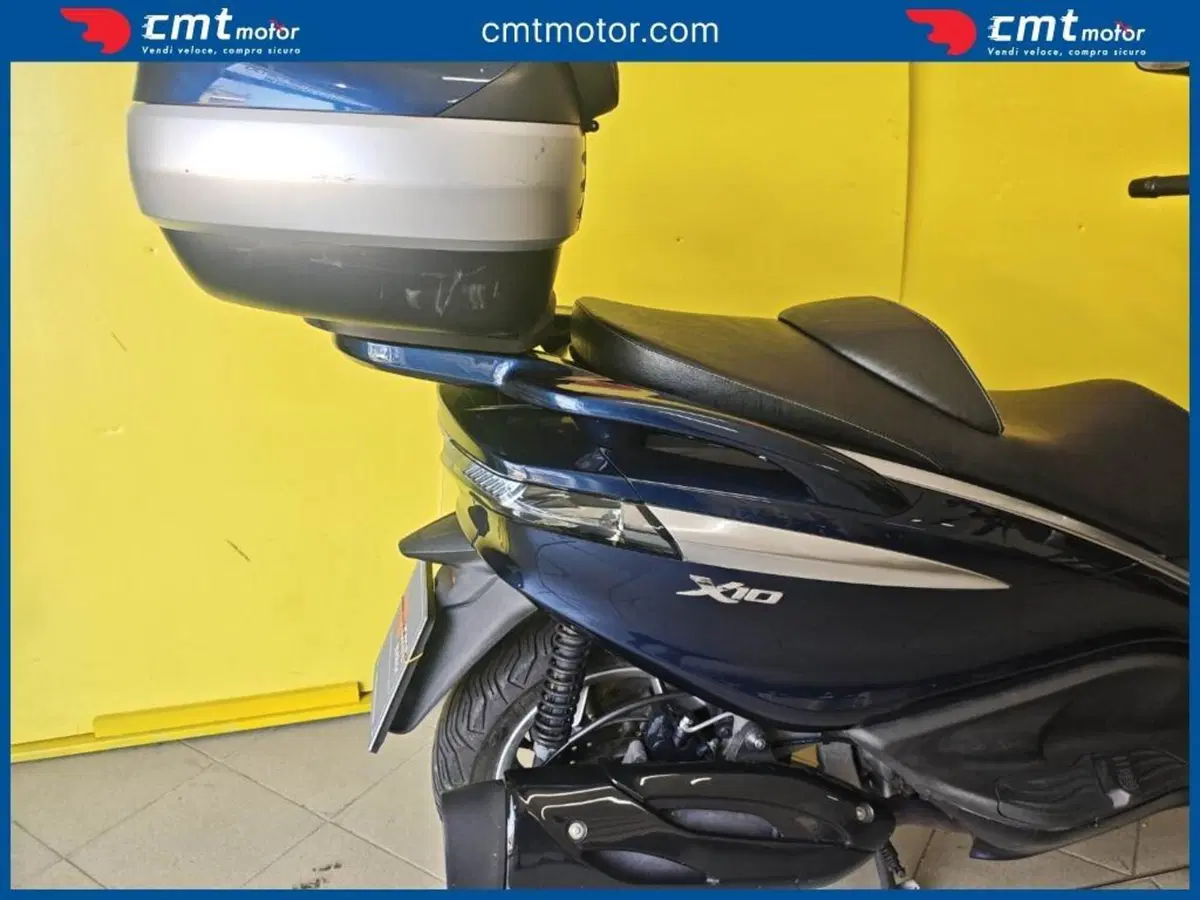 Piaggio X10 350 ie Executive (2011 - 17) (11)
