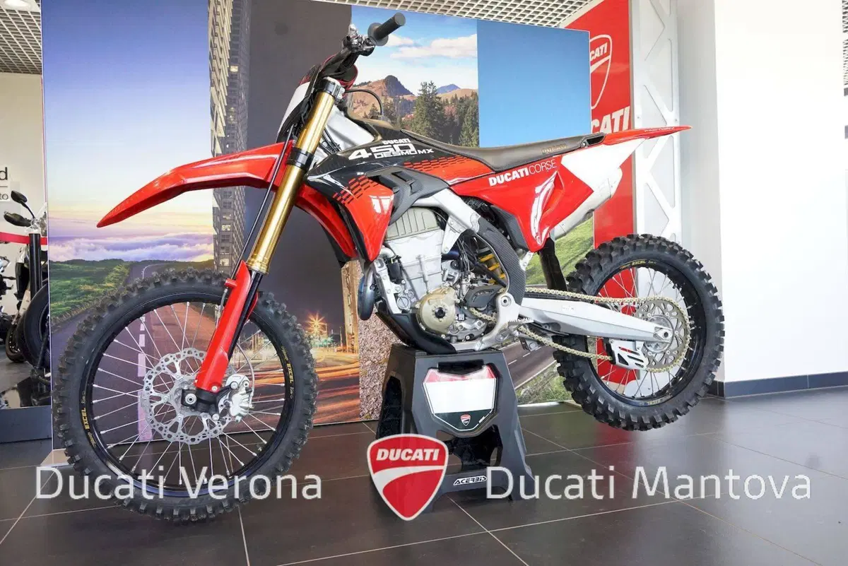 Ducati Desmo450 MX Factory (2026) (12)