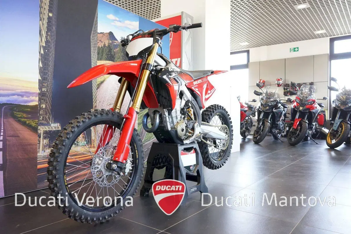 Ducati Desmo450 MX Factory (2026) (14)