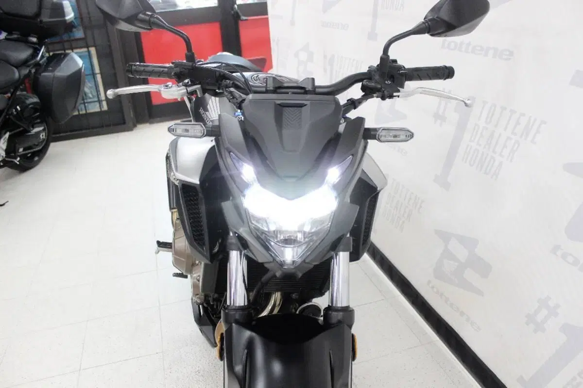 Honda CB 500 F (2019 - 20) (4)