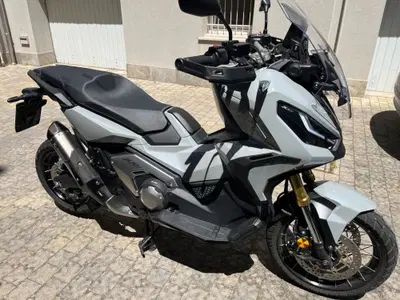 Honda X-ADV 750 DCT (2021 - 24) usata