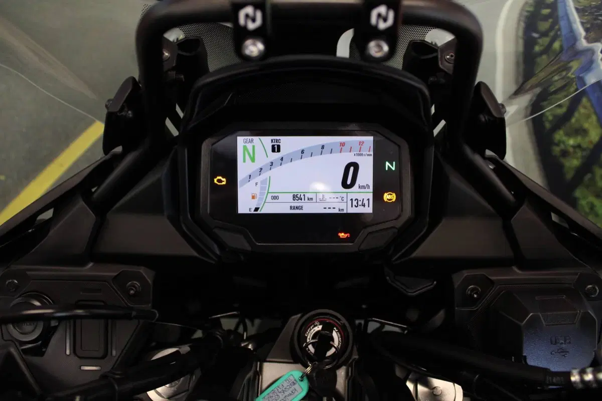 Kawasaki Versys 650 Tourer (2022 - 24) (6)