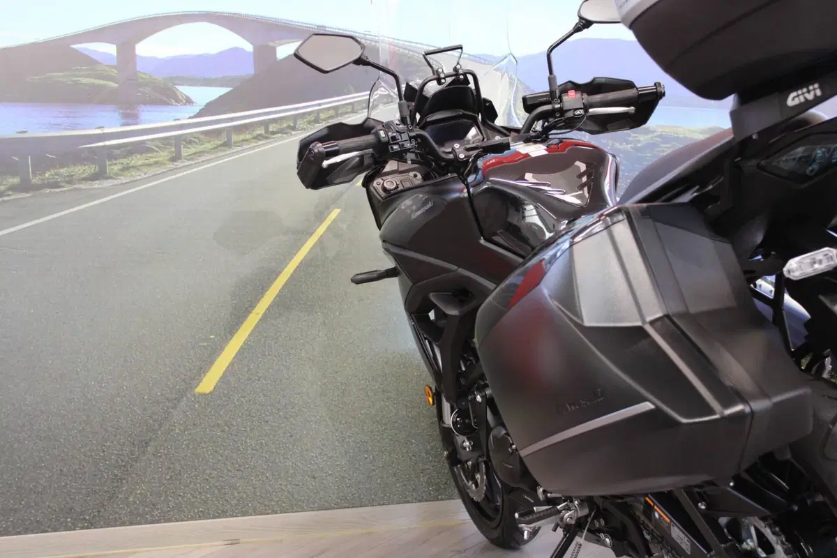 Kawasaki Versys 650 Tourer (2022 - 24) (17)
