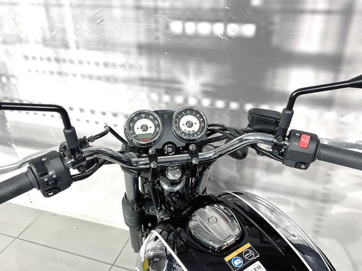 Kawasaki Meguro S1 (2025 - 27) (6)