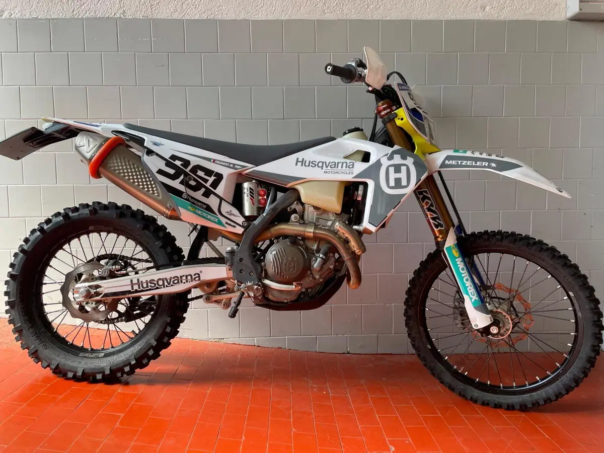 Husqvarna FE 350 (2023) (2)