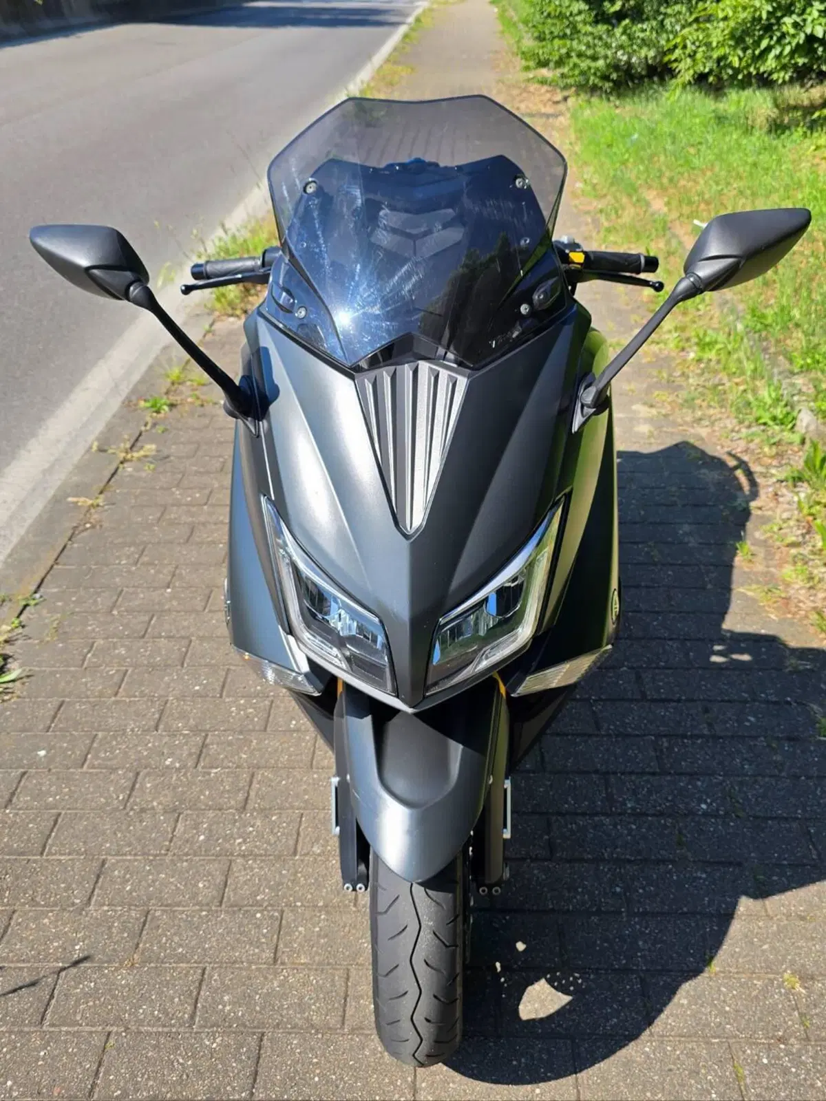 Yamaha T-Max 530 Iron Max ABS (2014 - 17) (3)