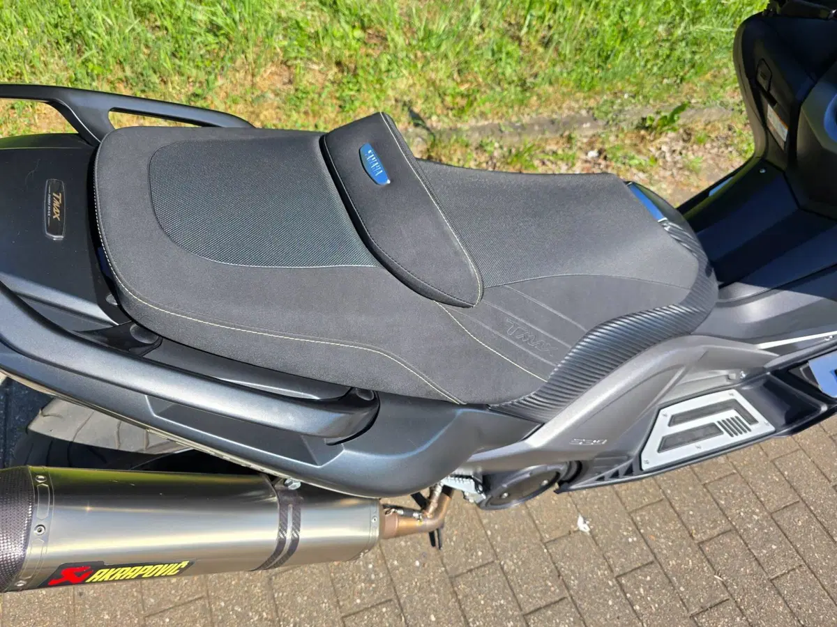Yamaha T-Max 530 Iron Max ABS (2014 - 17) (9)
