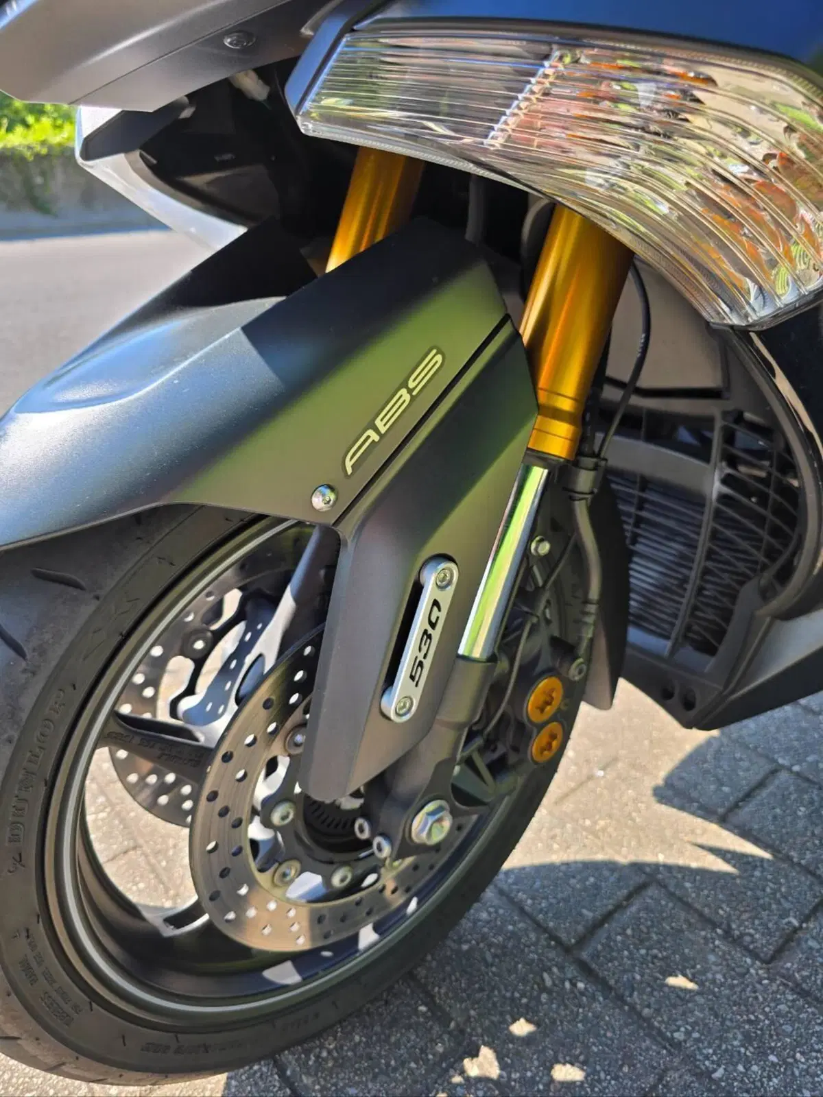 Yamaha T-Max 530 Iron Max ABS (2014 - 17) (16)