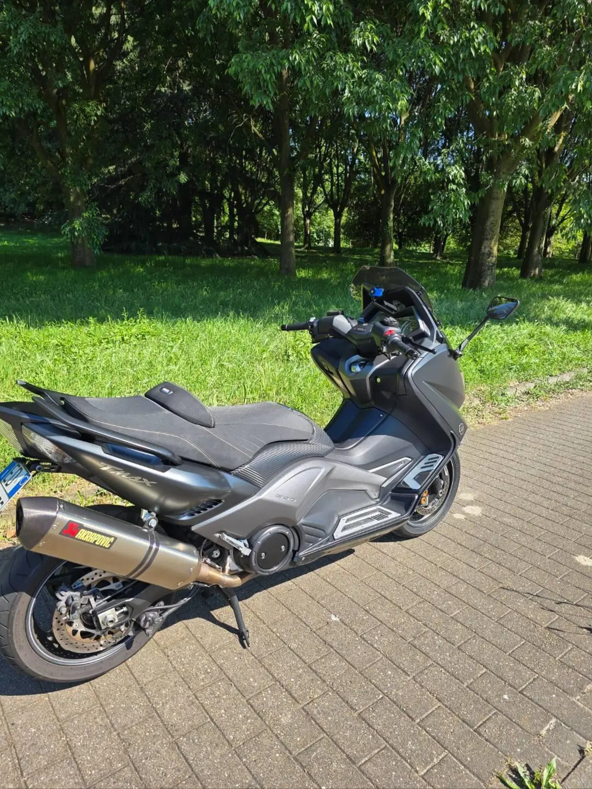 Yamaha T-Max 530 Iron Max ABS (2014 - 17) (20)