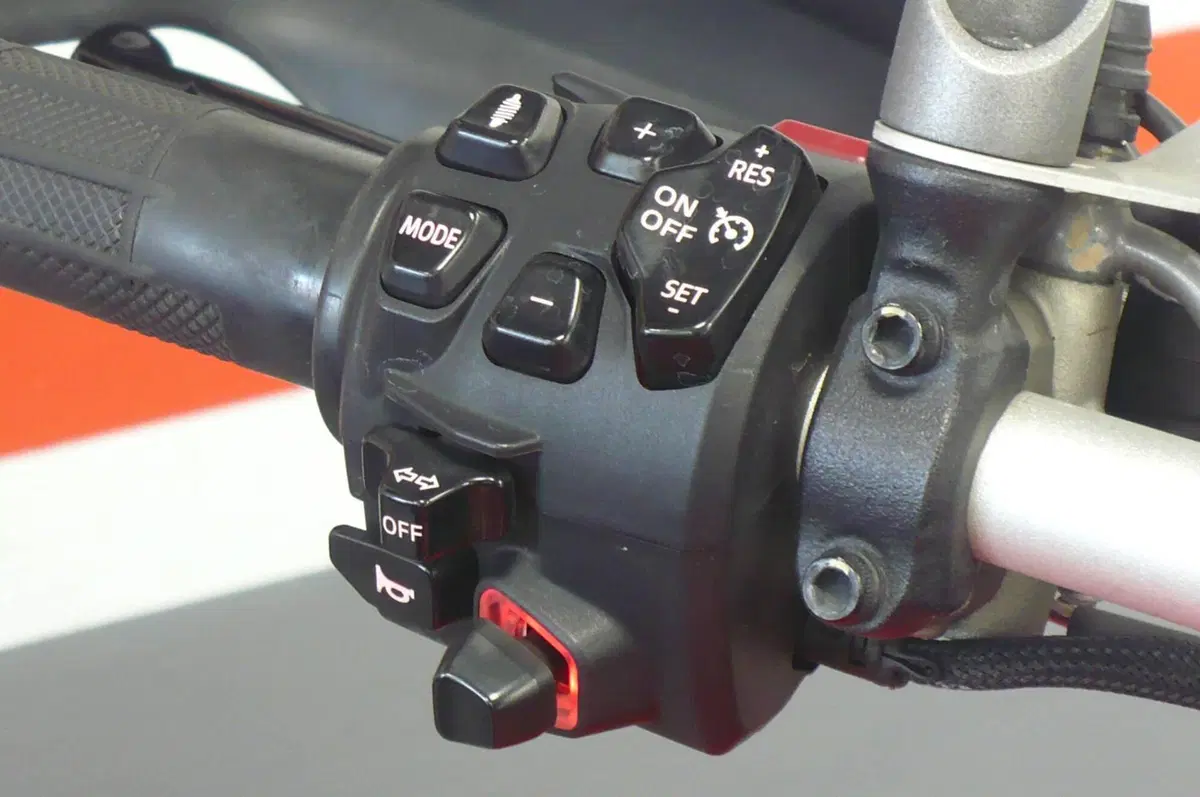 Ducati Multistrada V4 S (2021 - 24) (8)