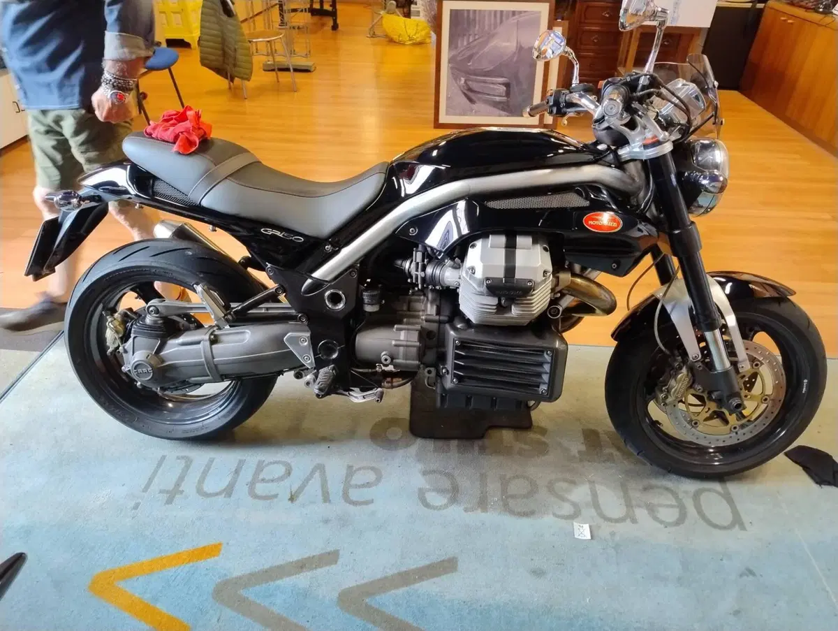 Moto Guzzi Griso 1100 (2005 - 11)