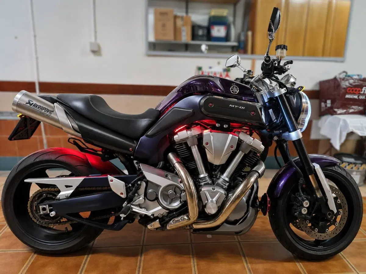 Yamaha MT-01 (2005- 11)