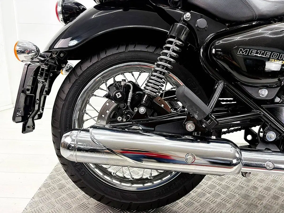 Royal Enfield Meteor 350 (2021 - 26) (6)