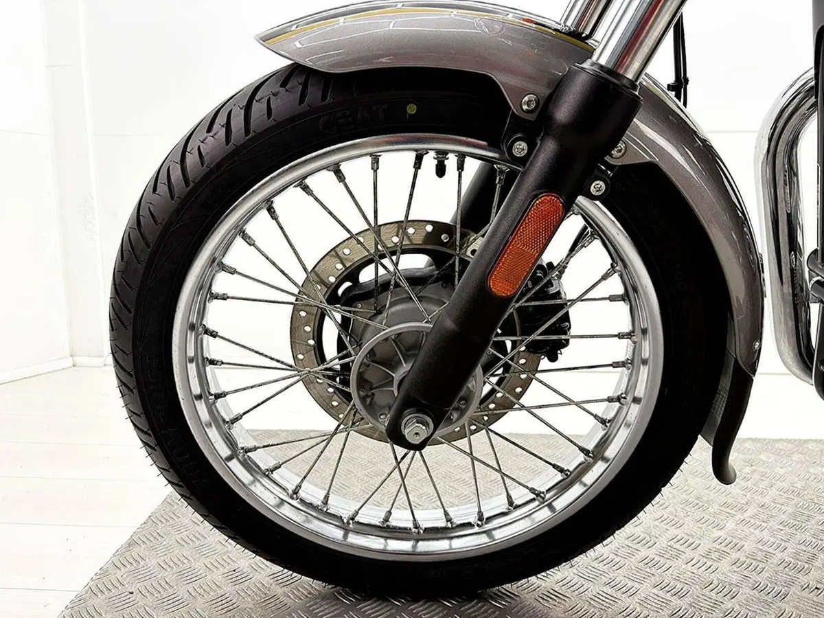 Royal Enfield Meteor 350 (2021 - 26) (12)