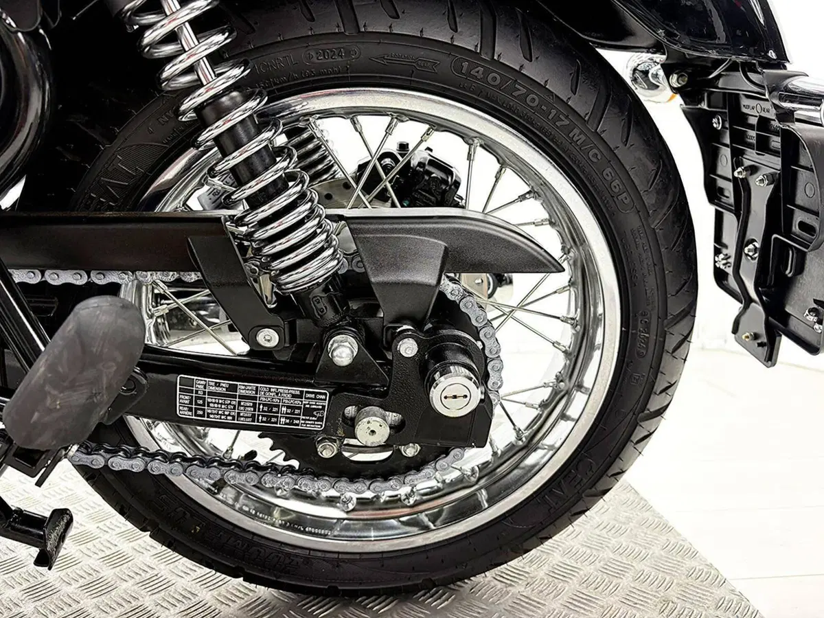 Royal Enfield Meteor 350 (2021 - 26) (18)
