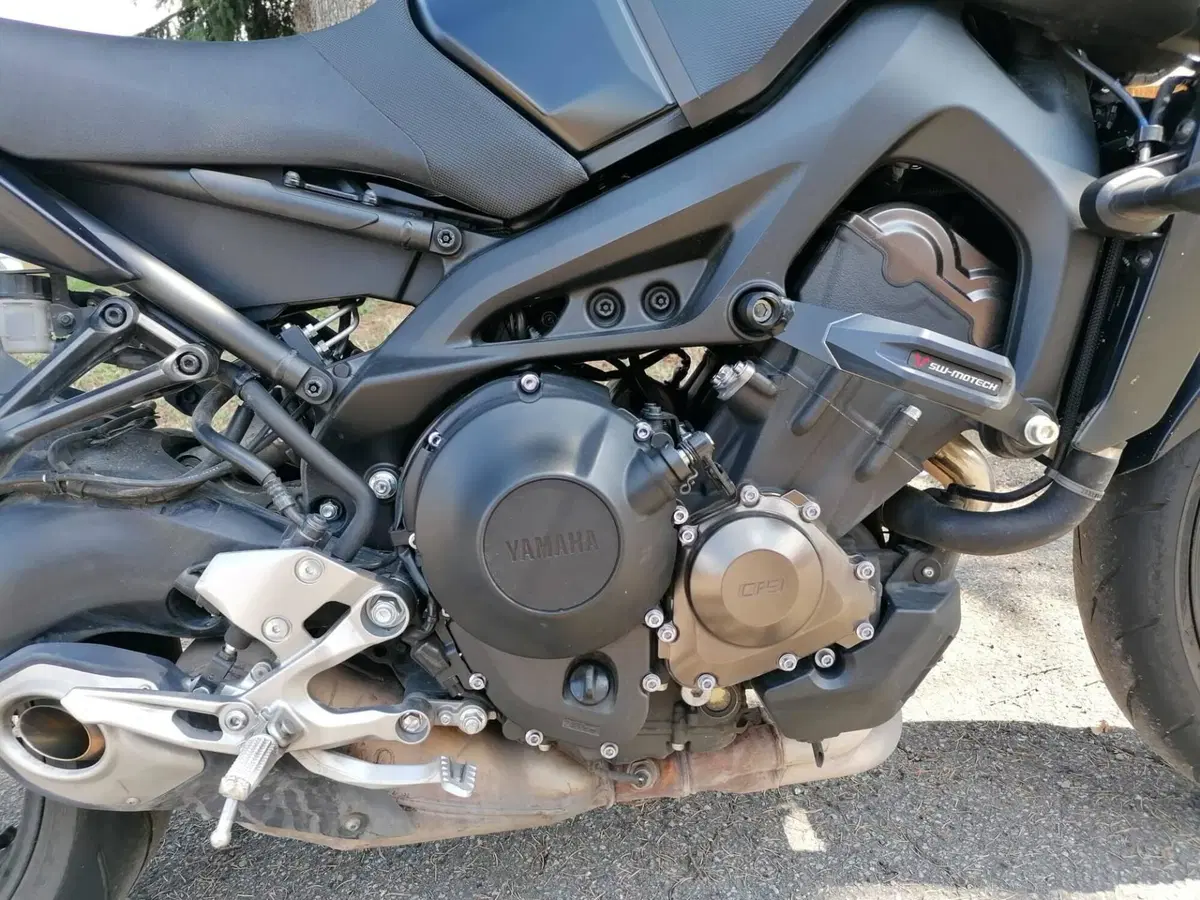 Yamaha MT-09 (2017 - 20) (7)