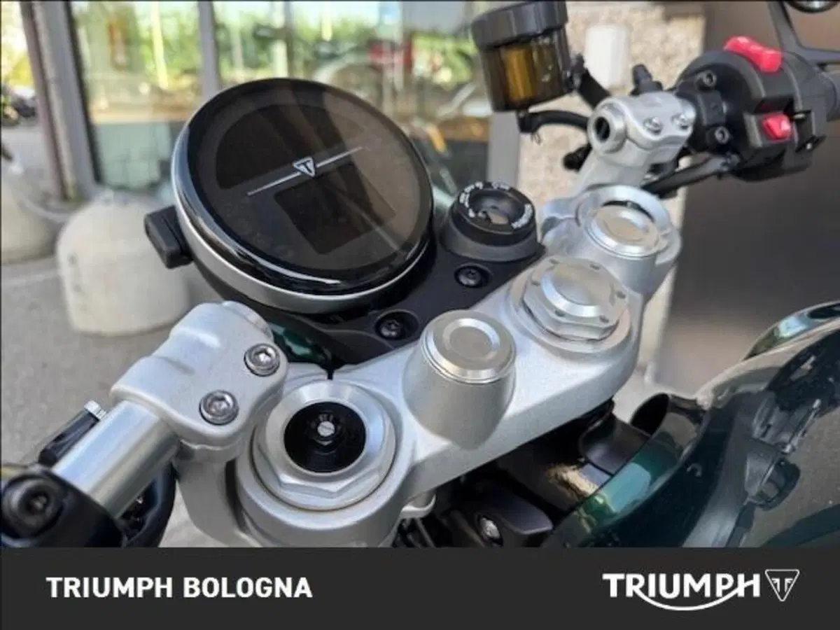 Triumph Speed Twin 1200 RS (2025 - 26) (12)