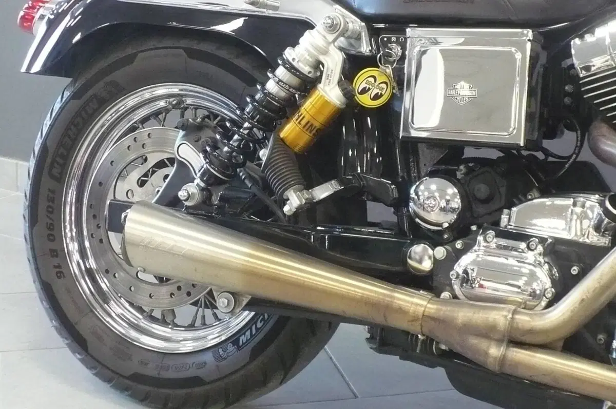 Harley-Davidson 1450 Low Rider (1999 - 03) - FXDL (7)