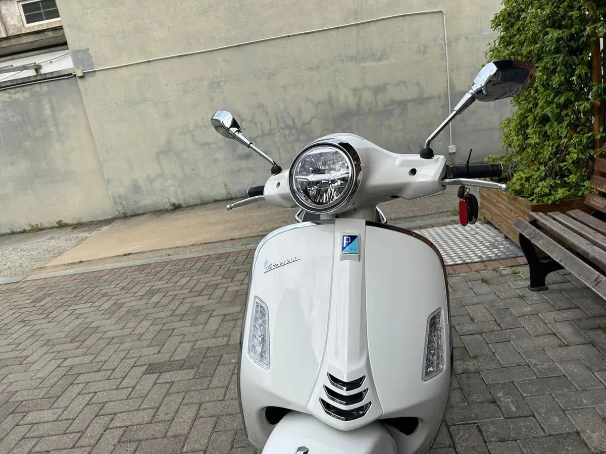 Vespa GTS 300 (2023 - 24) (10)