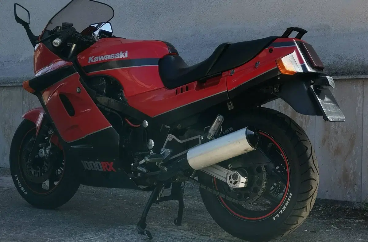 Kawasaki GPZ 1000 RX (3)