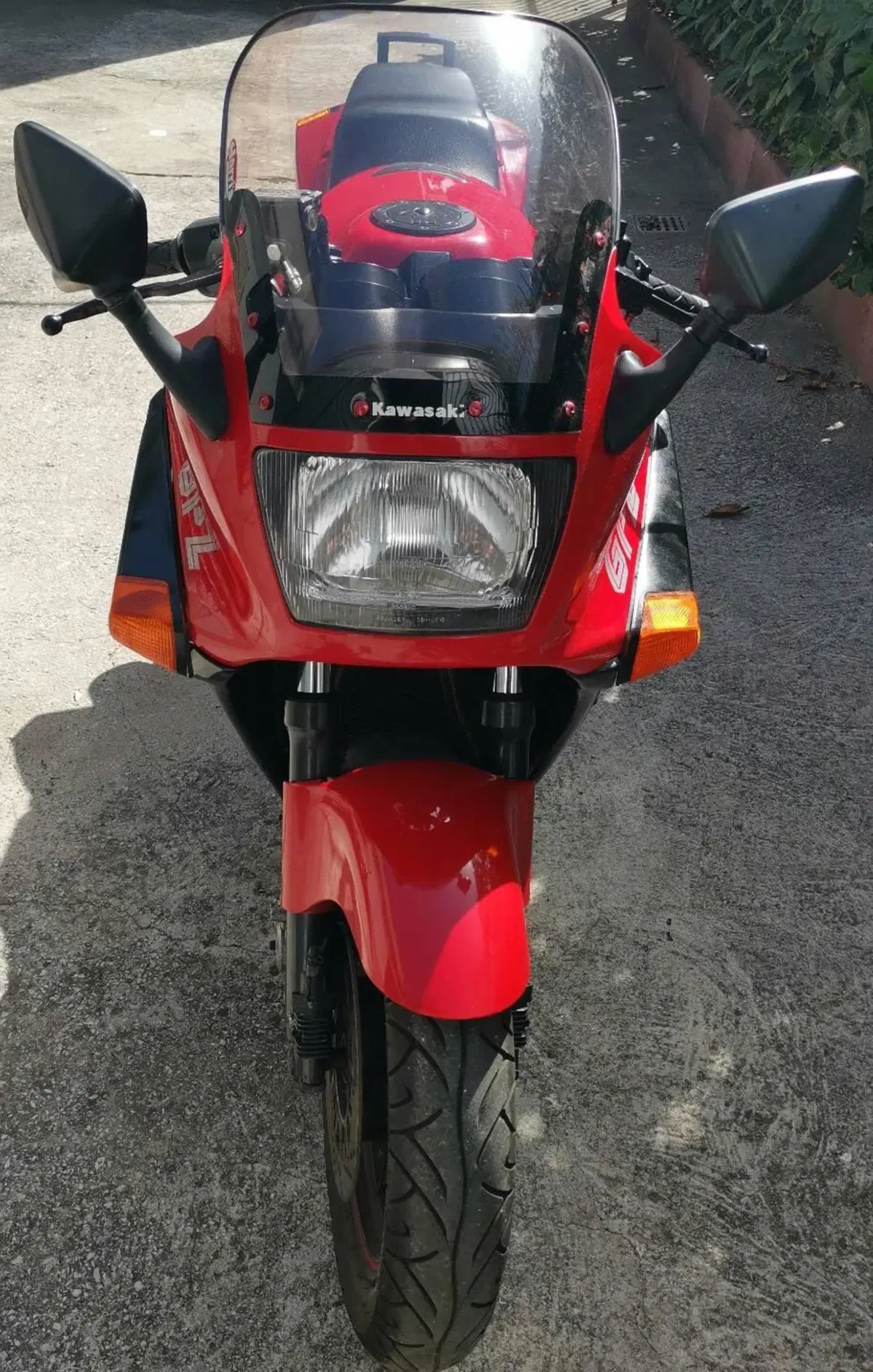 Kawasaki GPZ 1000 RX (11)