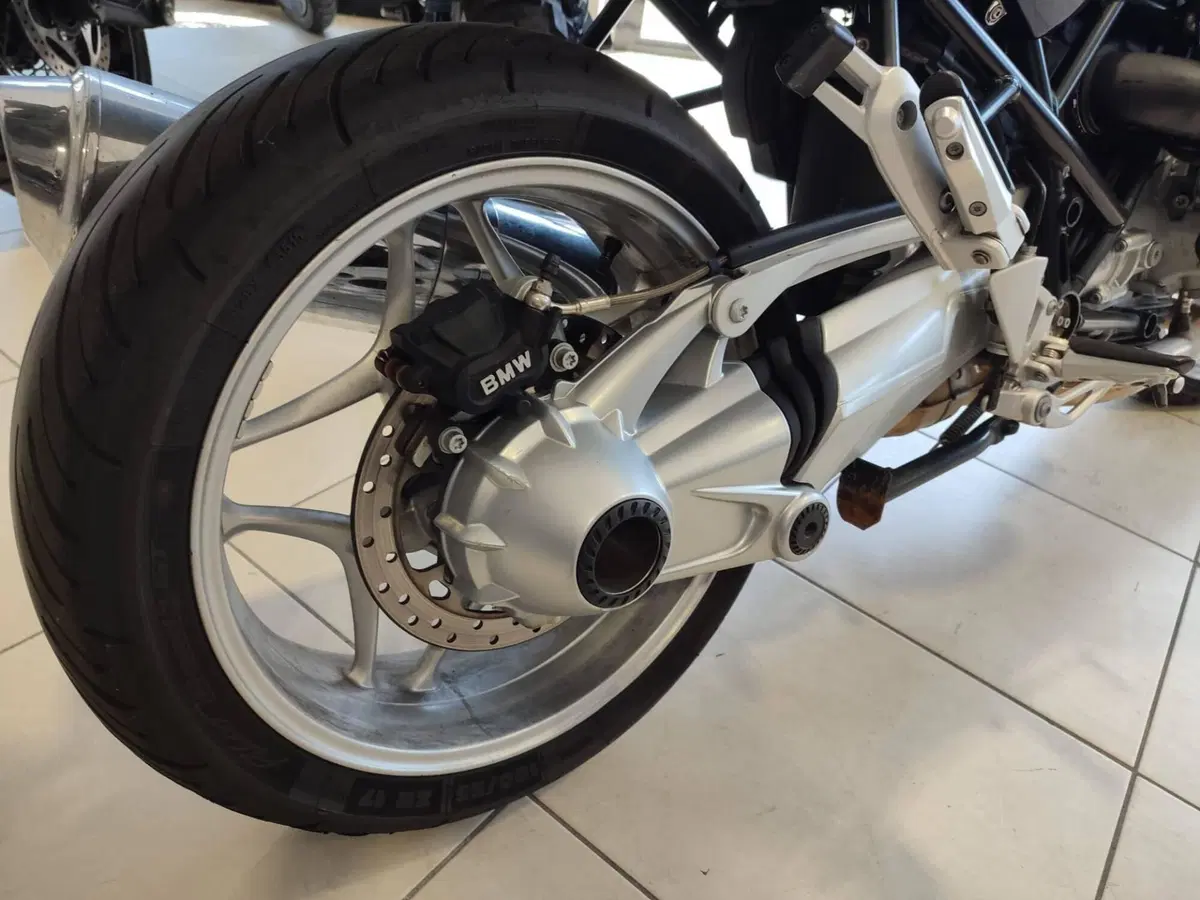 Bmw R 1200 R (2006 - 11) (9)