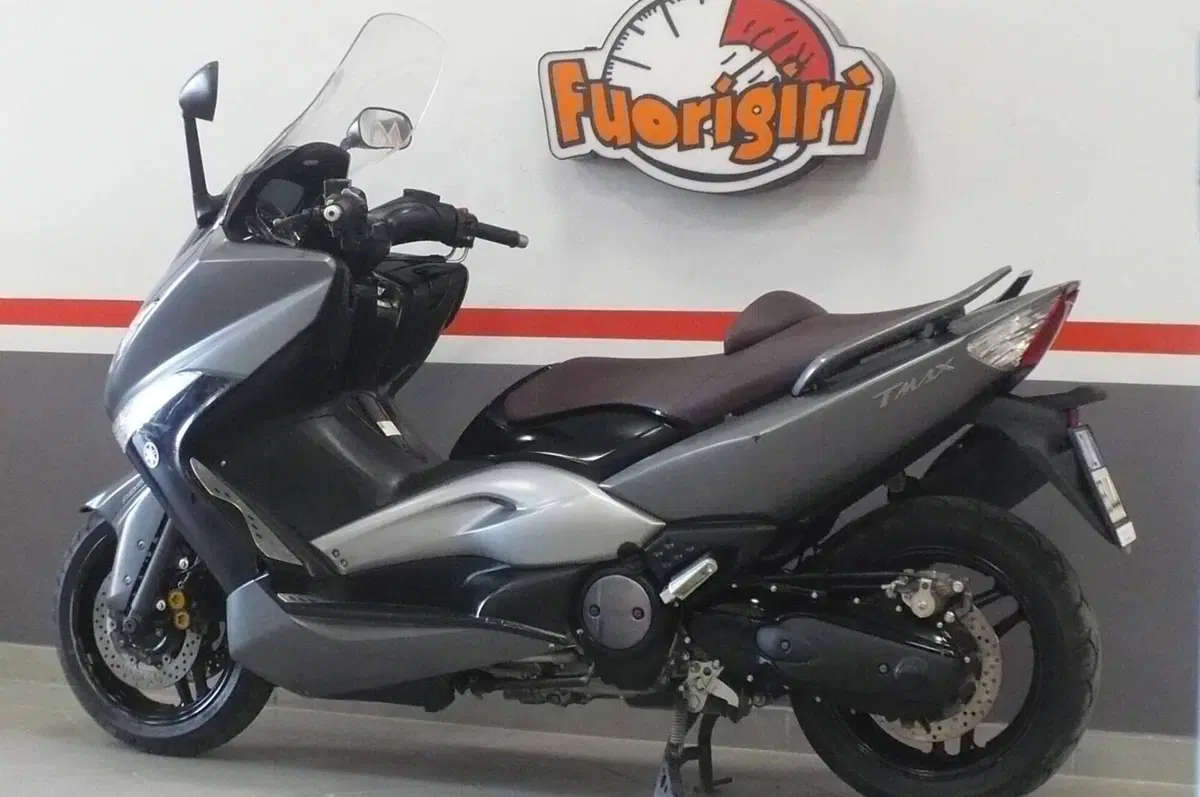 Yamaha T-Max 500 (2008 - 12) (2)