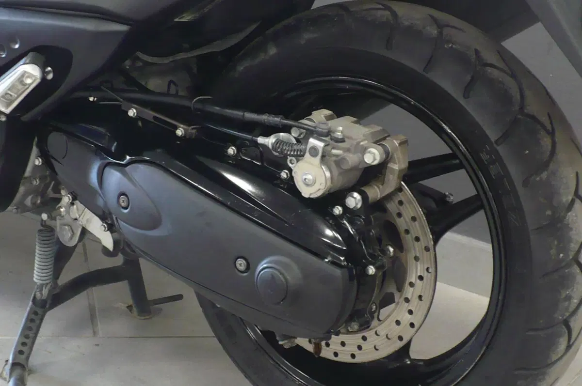 Yamaha T-Max 500 (2008 - 12) (8)