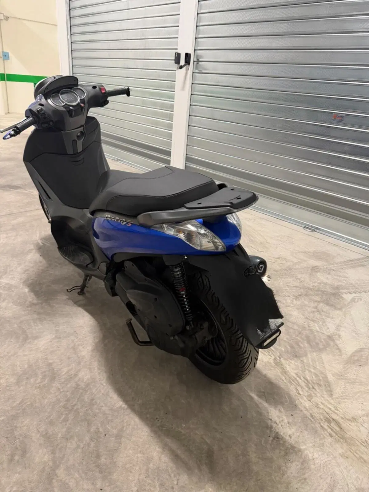 Piaggio Beverly 300 i.e. ABS-ASR (2016 - 20) (5)