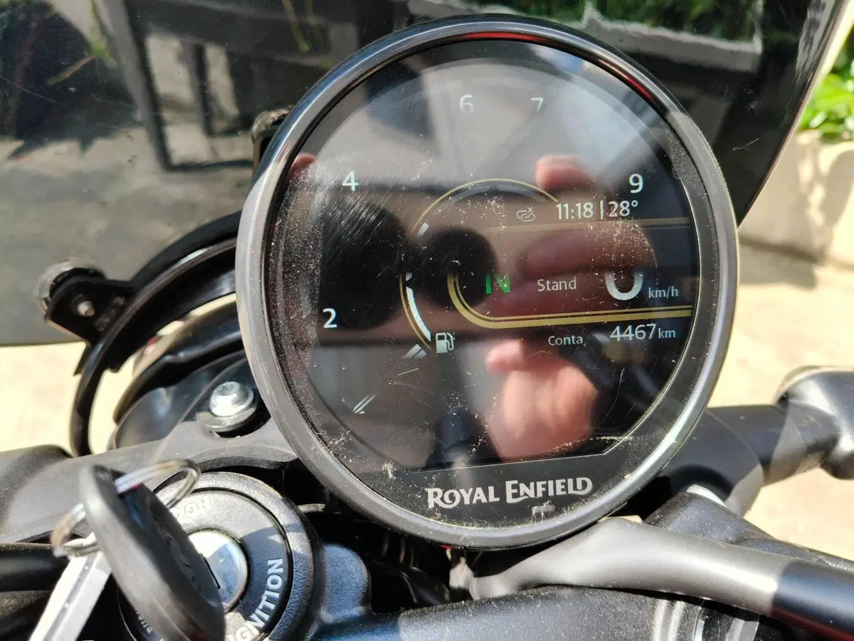 Royal Enfield Guerrilla 450 (2024 - 26) (3)