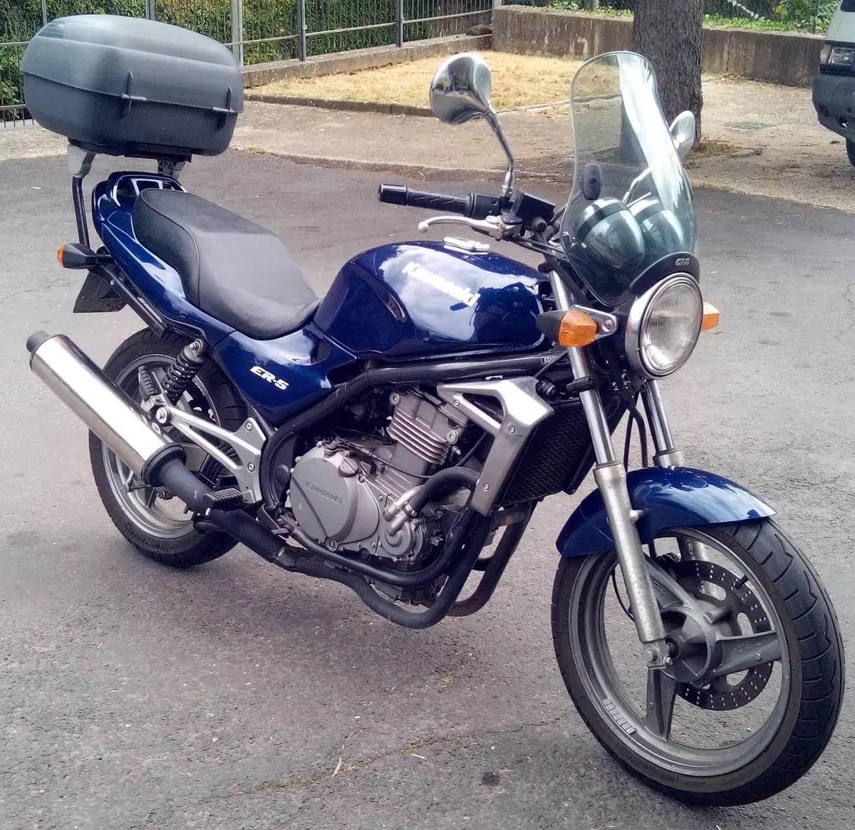 Kawasaki ER-5 500 (1996 - 00)