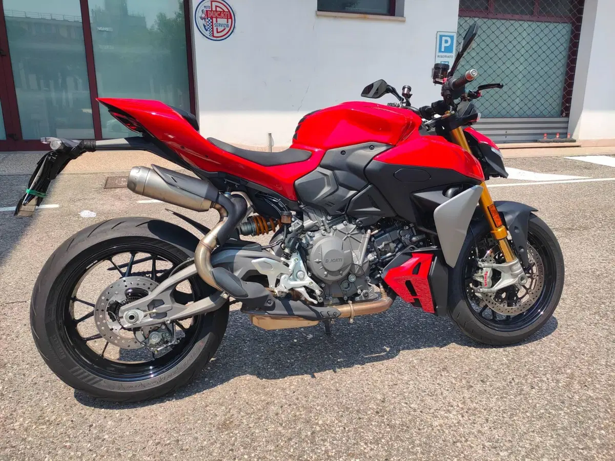 Ducati Streetfighter V2 S (2025 - 26) (2)