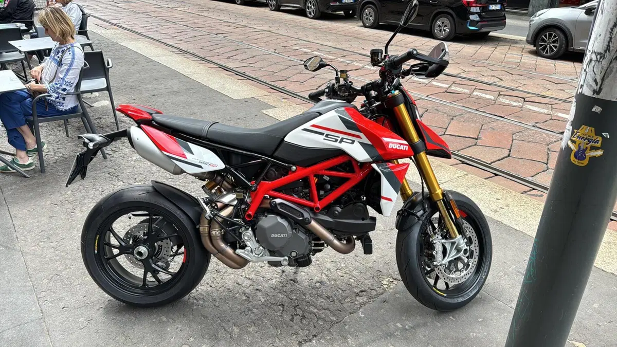 Ducati Hypermotard 950 SP (2022 - 25) (2)