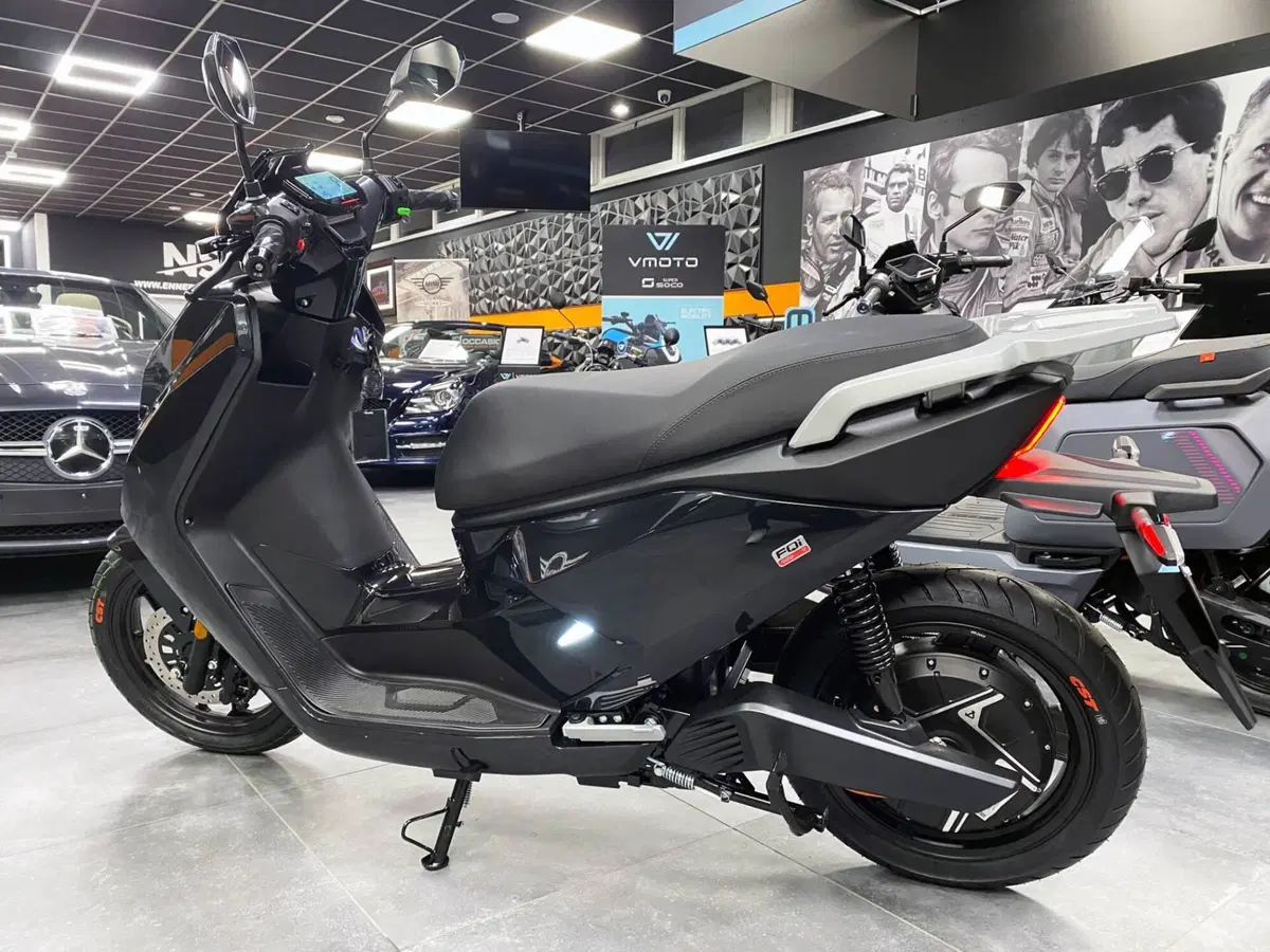 Niu FQi 500 (2025 - 26) (2)