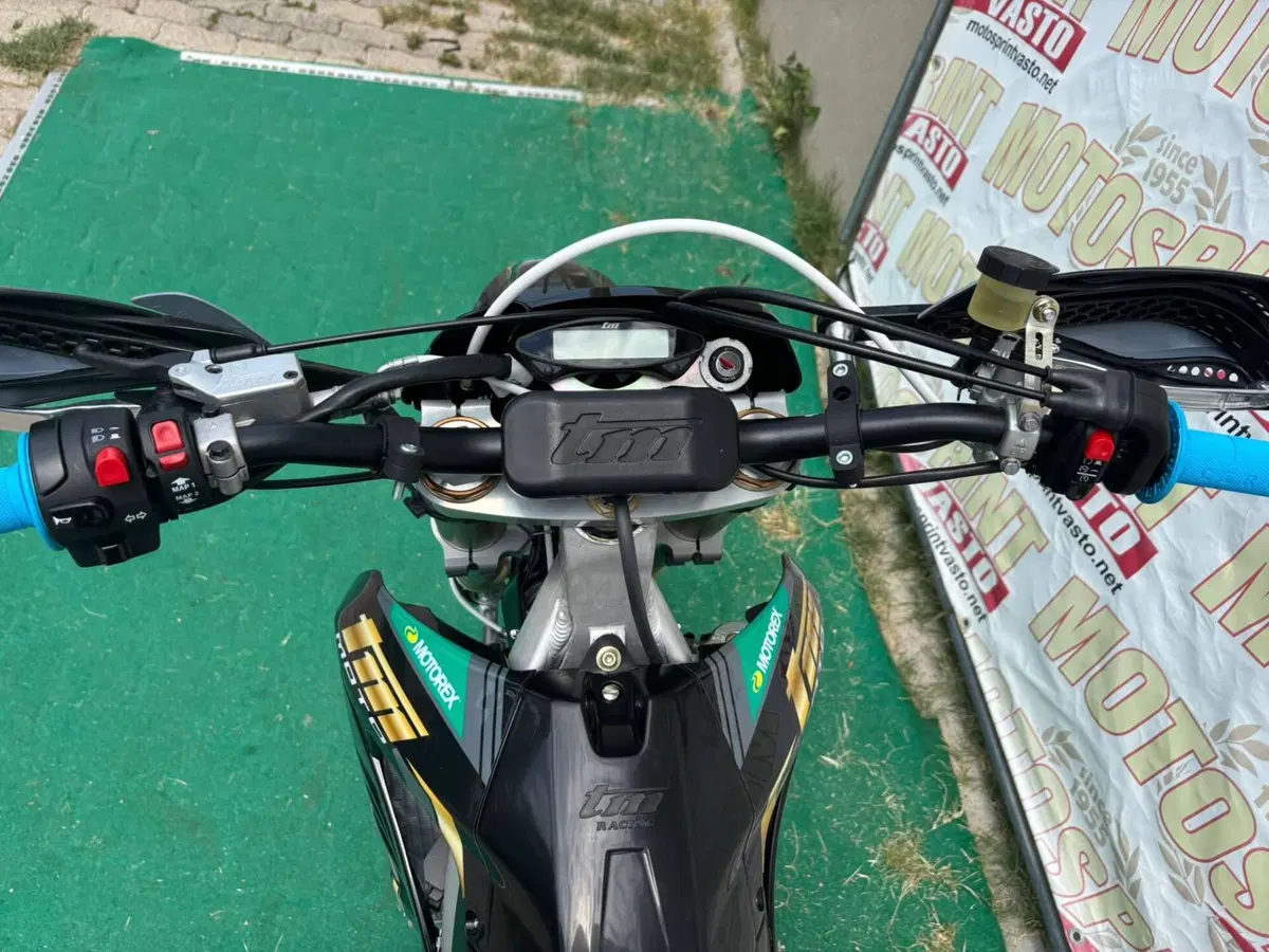 Tm Moto SMR 450 ES Fi 4T (2026) (4)