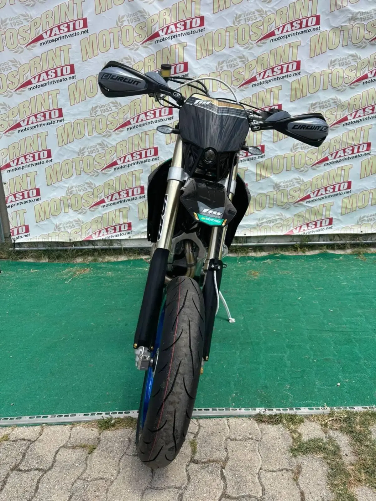 Tm Moto SMR 450 ES Fi 4T (2026) (3)