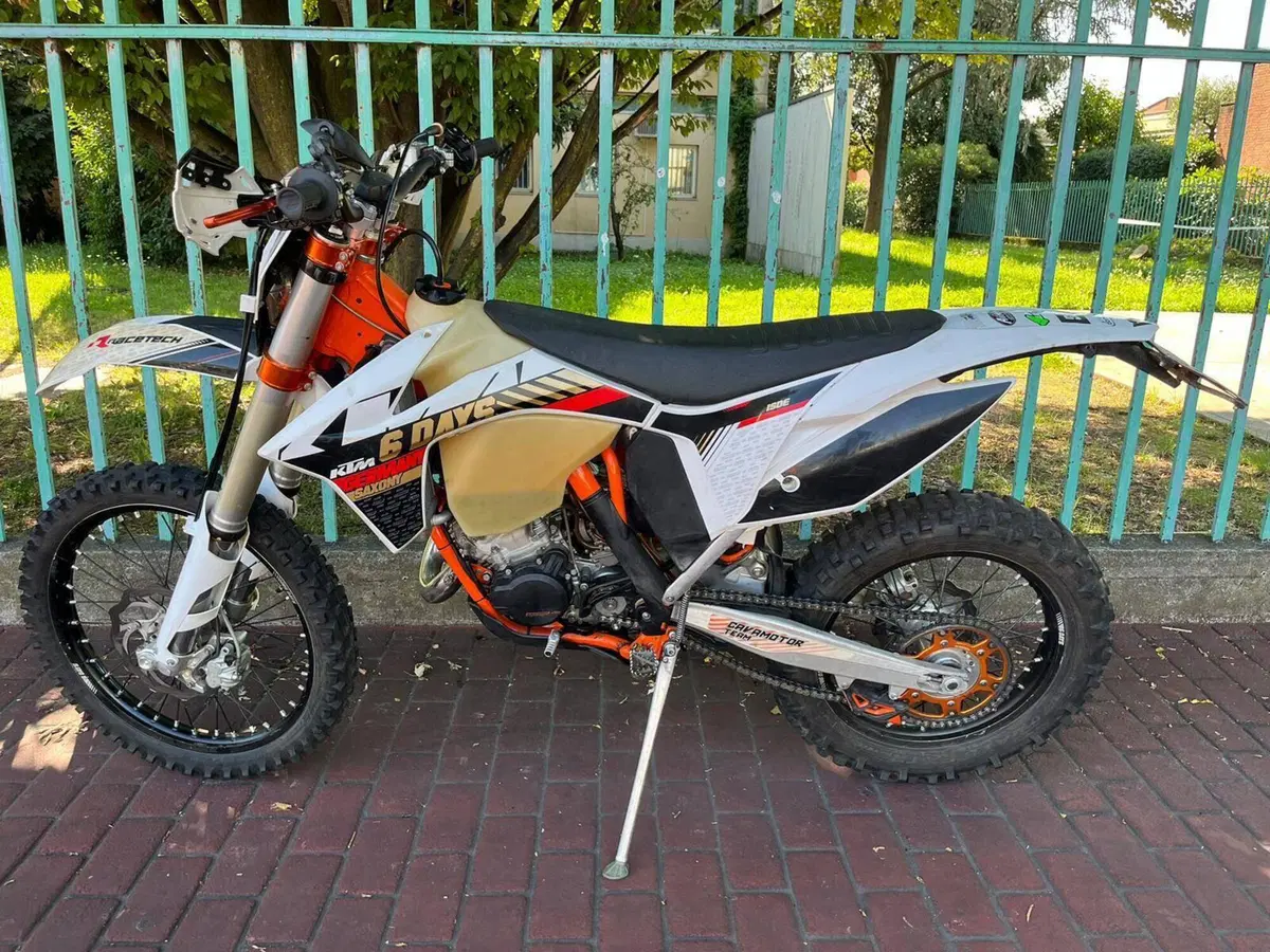 KTM 125 EXC Six Days (2013) (4)
