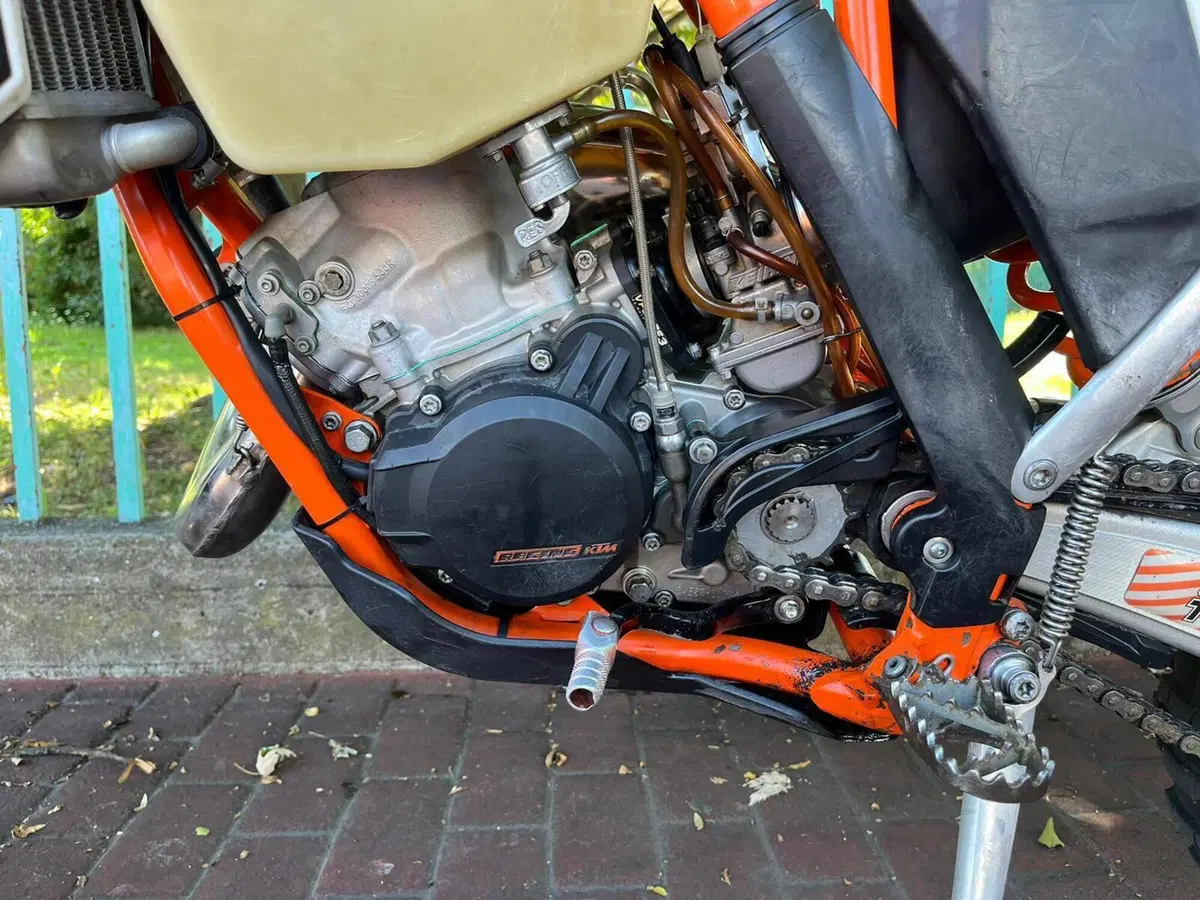 KTM 125 EXC Six Days (2013) (5)