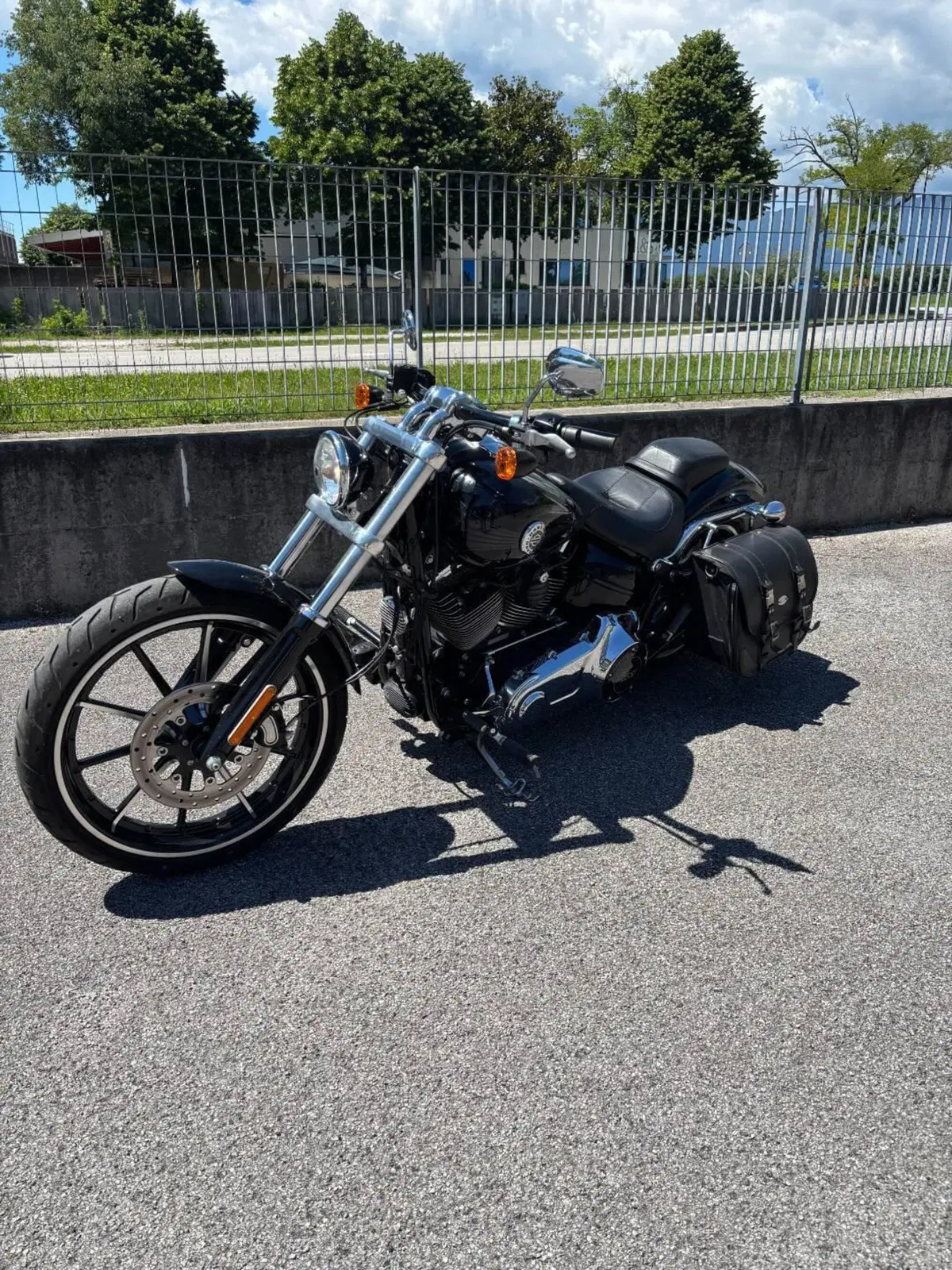 Harley-Davidson 1690 Breakout (2013 - 17) - FXSB (5)